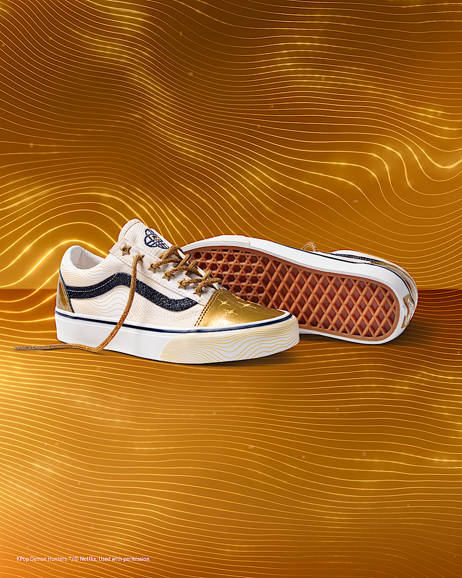 KPop Demon Hunters x Vans Big Kids Old Skool Shoe VANS KPop Demon Hunters Golden ALT4