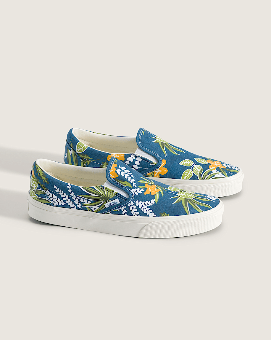 Classic SlipOn Shoe VANS Navy Blue ALT1