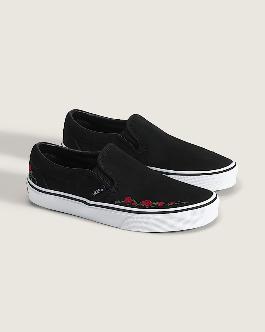 Classic SlipOn Shoe VANS Black  Red ALT1