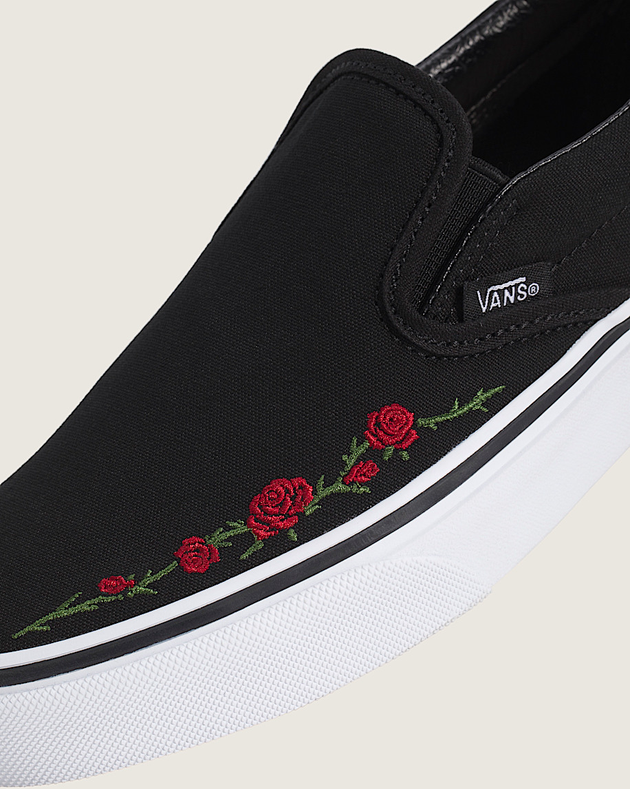 Classic SlipOn Shoe VANS Black  Red ALT4