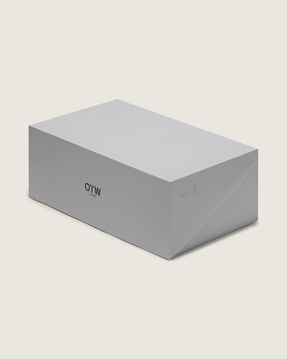 otw-era-95 image number 7