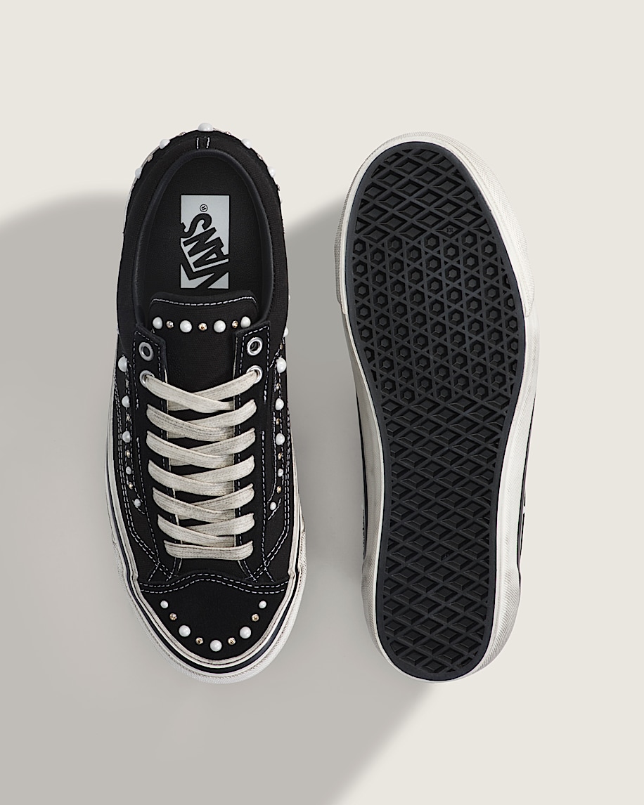 Premium Old Skool 36 Shoe VANS Pearlized Black  Marshmallow White ALT2