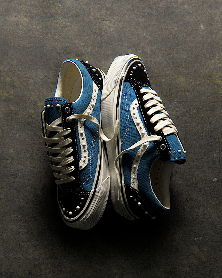 Premium Old Skool 36 Shoe VANS Pearlized Black  Navy Blue ALT6