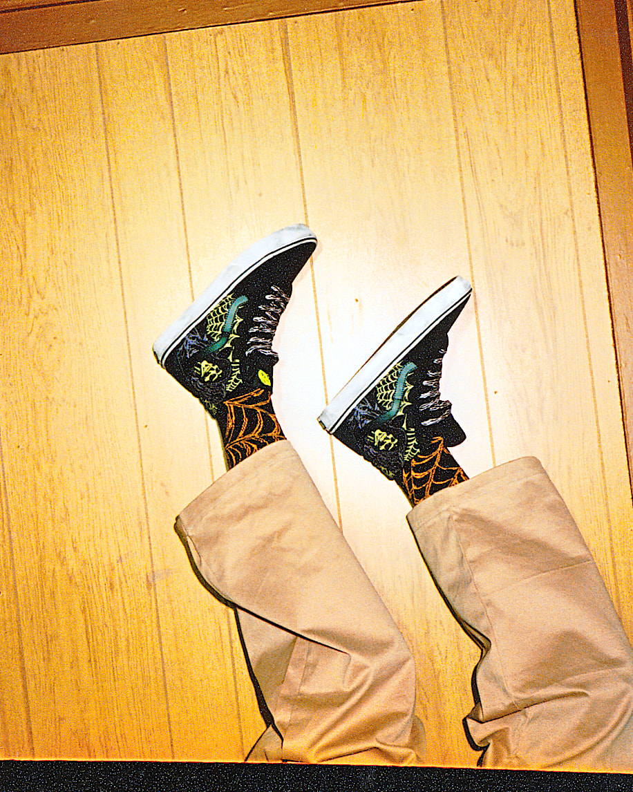 Sk8Hi Shoe VANS GlowintheDark Black  Green Foam ALT5
