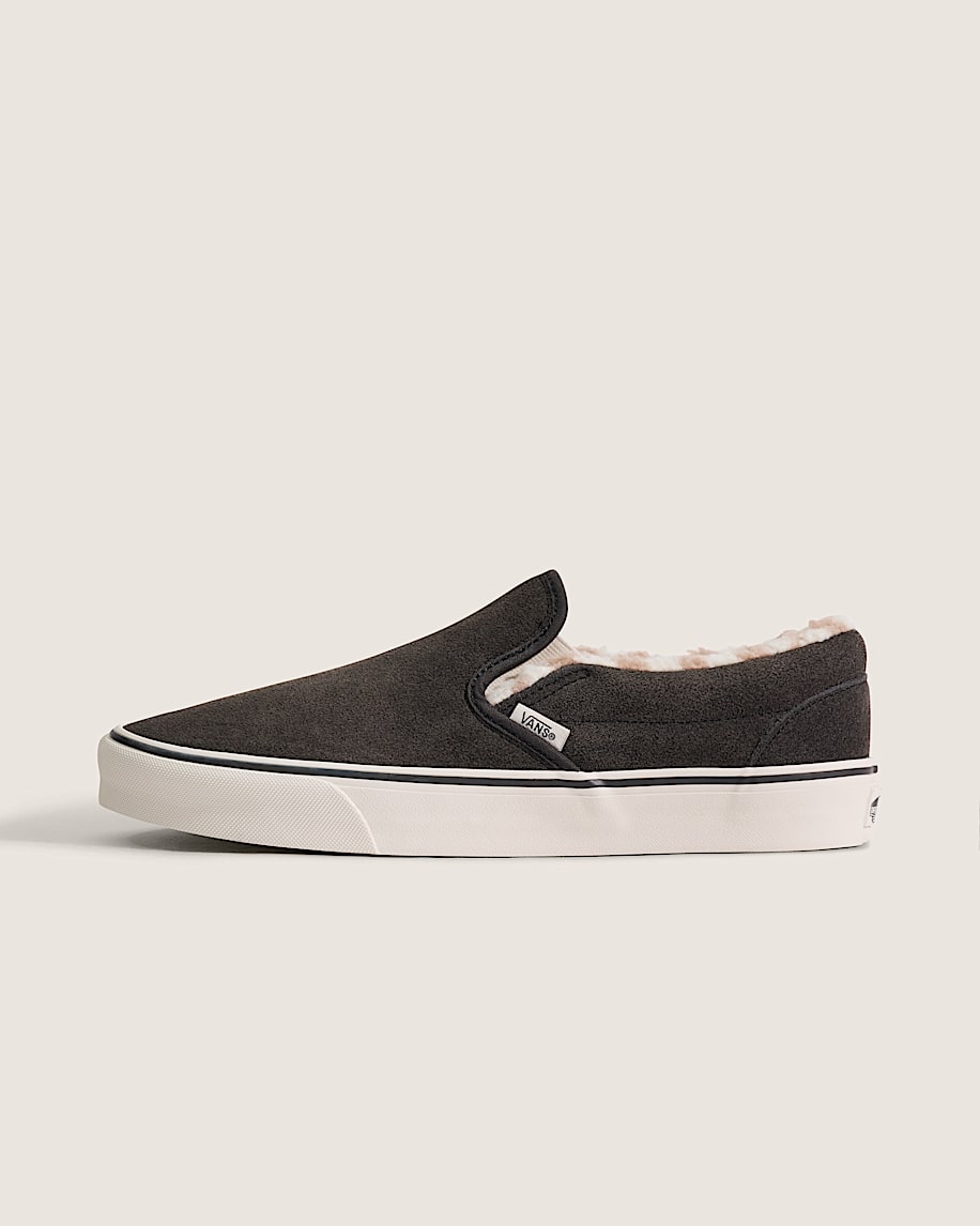 Classic SlipOn Shoe VANS Faded Black HERO
