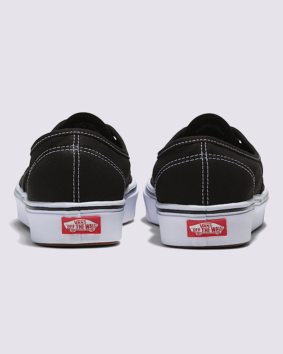 商品画像：Amazon.com | Vans Men's ComfyCush Authentic, (Classic) Black 2