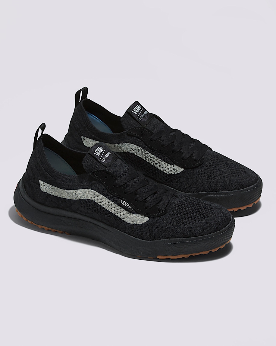 早割航空券 Vans | UltraRange VR3 Black/Pirate Black Shoes 26.5cm