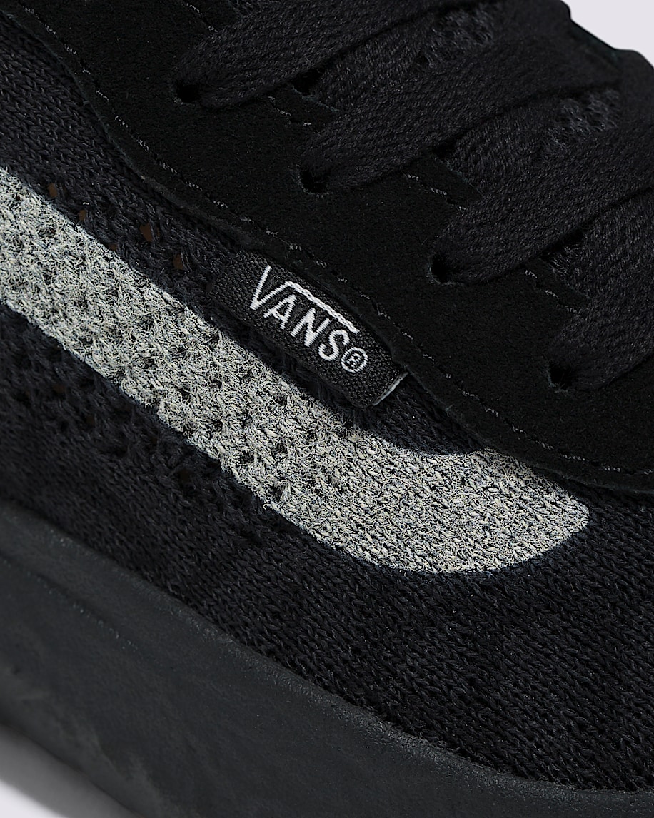 UltraRange VR3 Shoe - 6