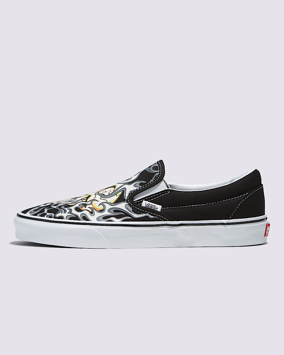 Classic Slip-On Flame Skull Shoe in Black| Vans US