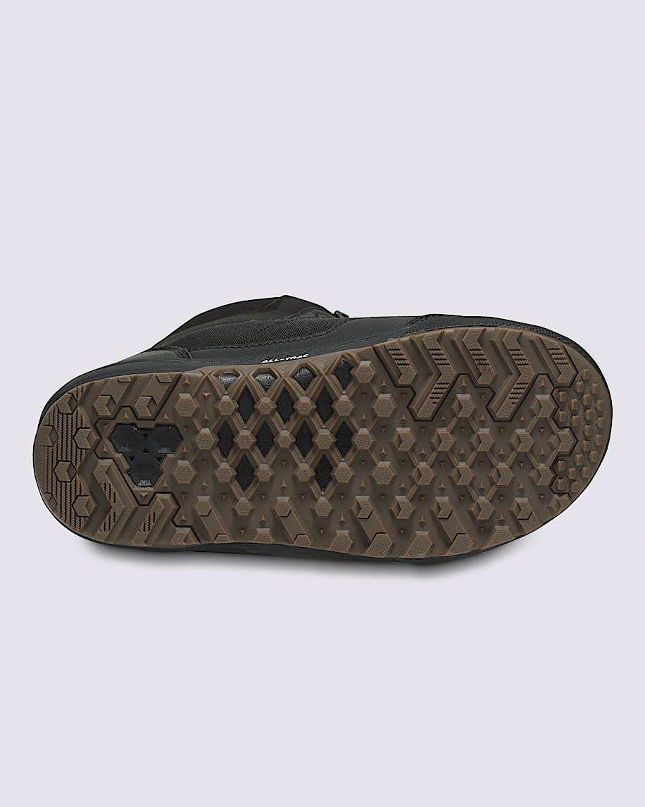Invado Pro Snowboard Boot in Black / Gum | Vans