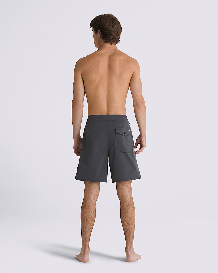 MTE Ever-Ride Scalloped Solid 18'' Boardshorts