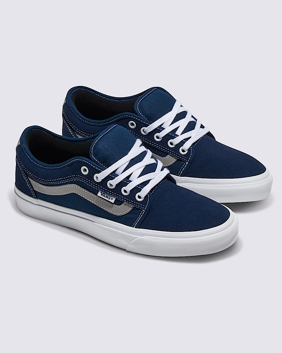Chukka Low Sidestripe Shoe