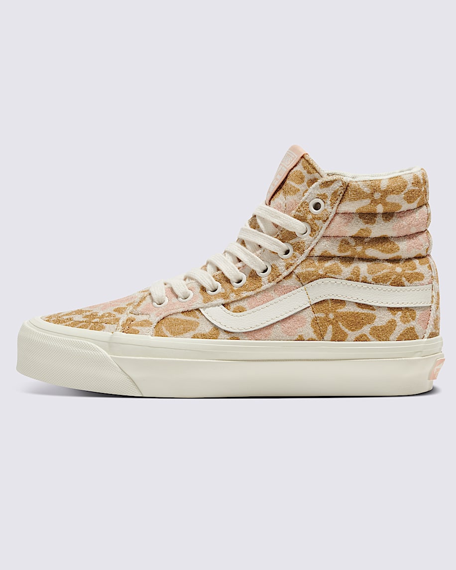 MTE Sk8-Hi Reissue 38 Groovy Floral Shoe in Peach | Vans