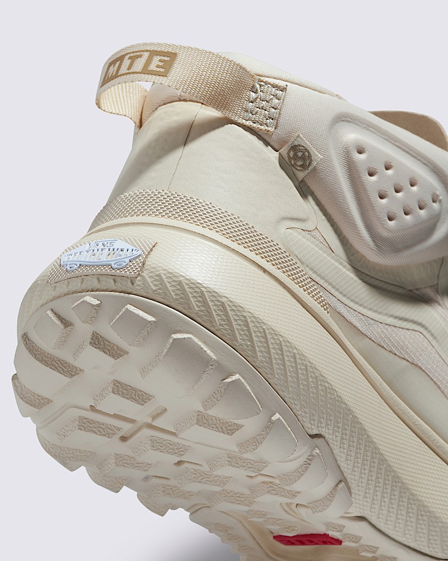Crosspath Mid Shoe - 7