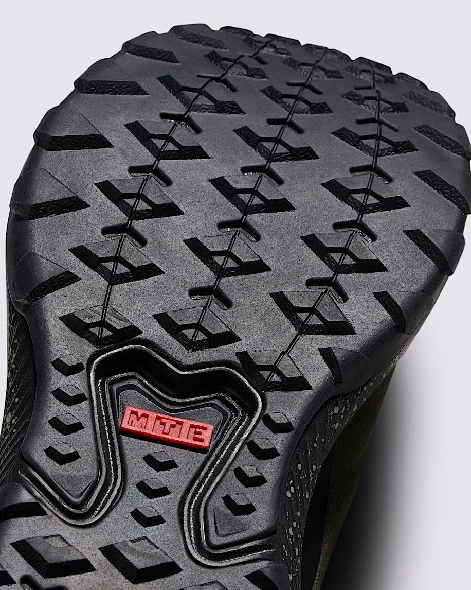 Crosspath Mid Shoe