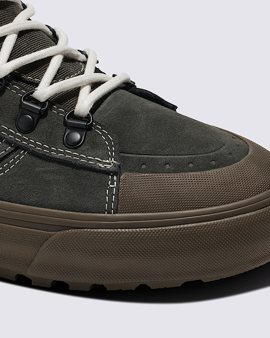 Sk8-Hi Waterproof Insulated Shoe - 6