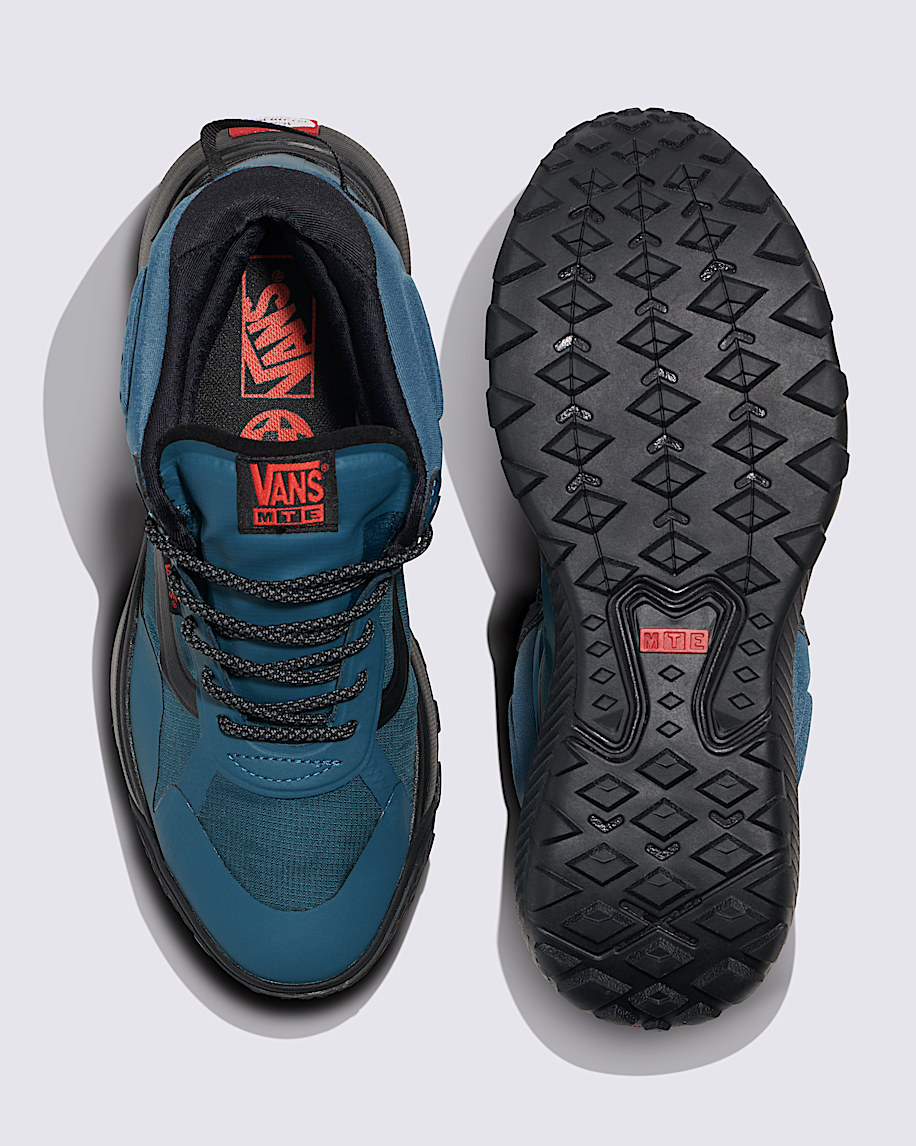 Crosspath Mid Shoe in Blue | Vans