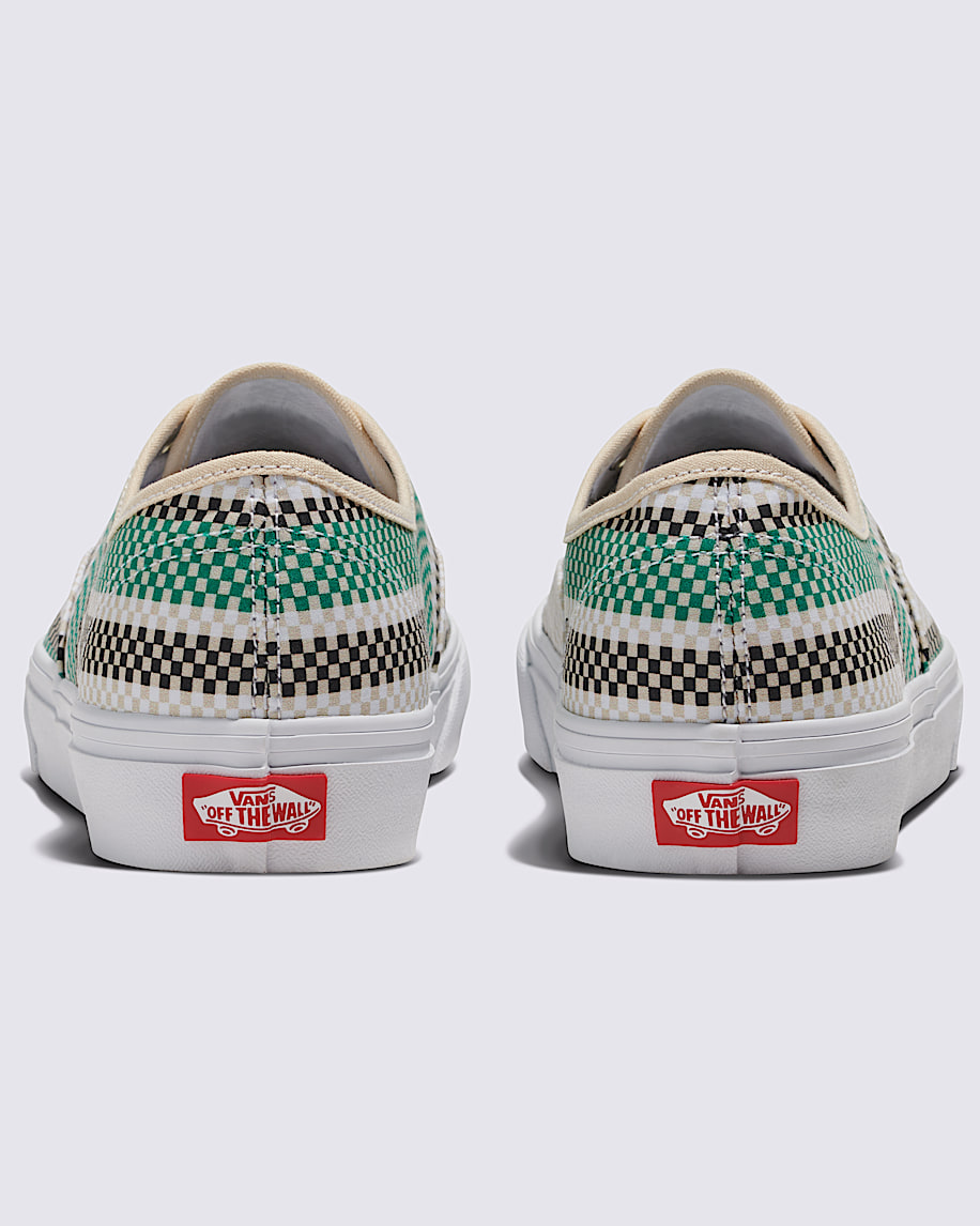 【新品、本物、当店在庫だから安心】 Authentic Shoe in White / Black / Green | Vans 靴