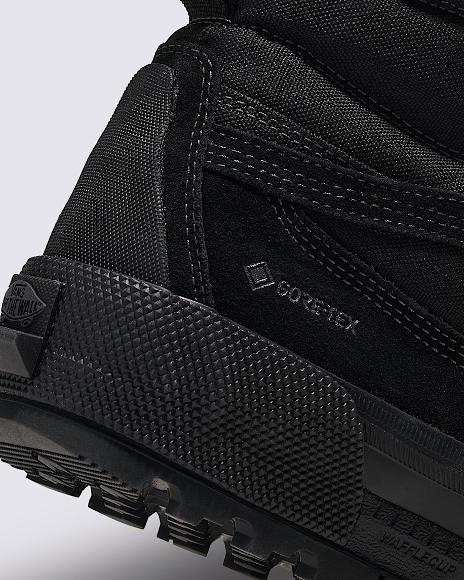 Sk8-Hi GORE-TEX Insulated Shoe