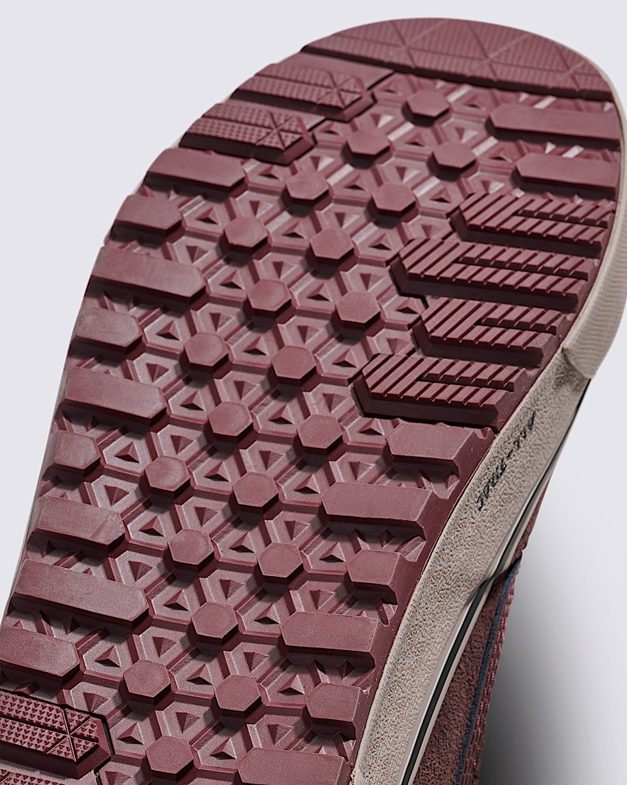 MTE Sk8-Hi Waterproof Insulated Shoe