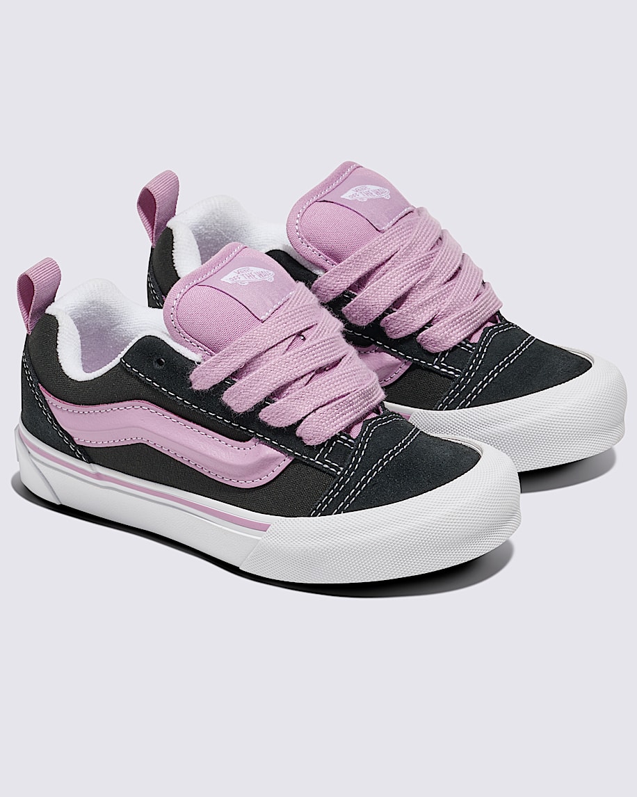 Kids Knu Skool Shoe in Color Pop Black Vans