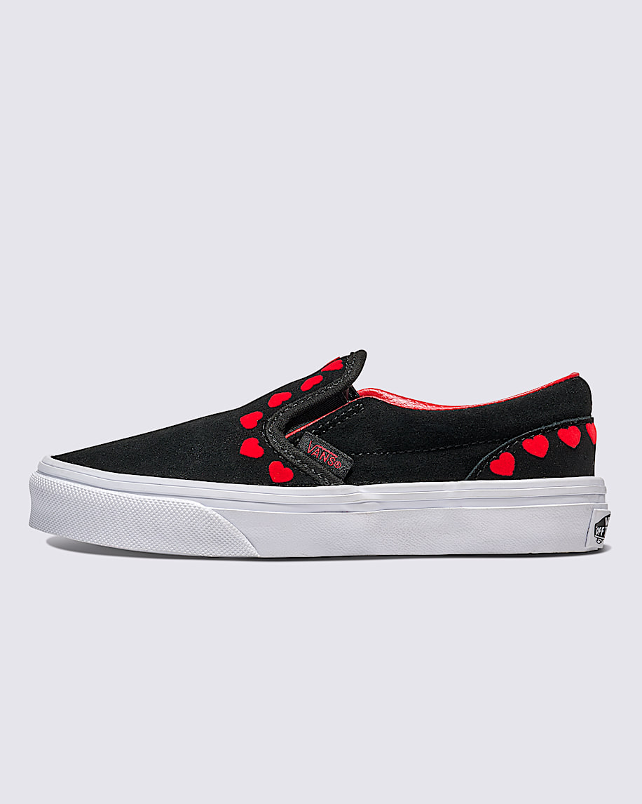 Big Kids Classic Slip-On Shoe in Black / Red | Vans