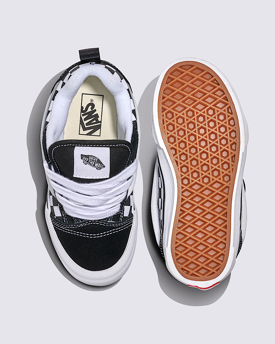 Big Kids Knu Skool Checkerboard Shoe in Black / White | Vans