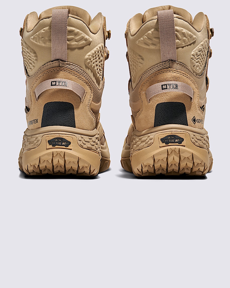 Crestline GORE-TEX Shoe