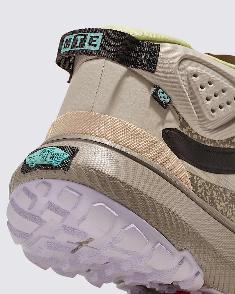 MTE Crosspath Mid Shoe