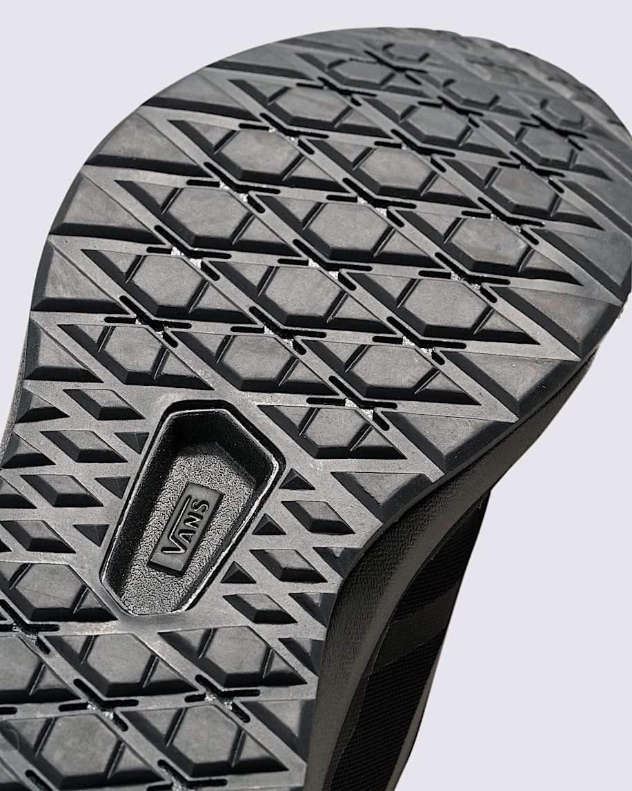 UltraRange 2.0 Shoe