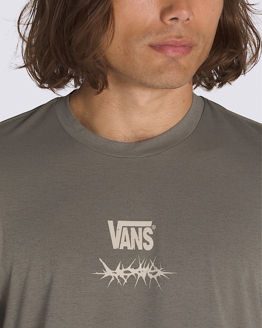 MTE Outline Hybrid T-Shirt in Bungee Cord Grey | Vans