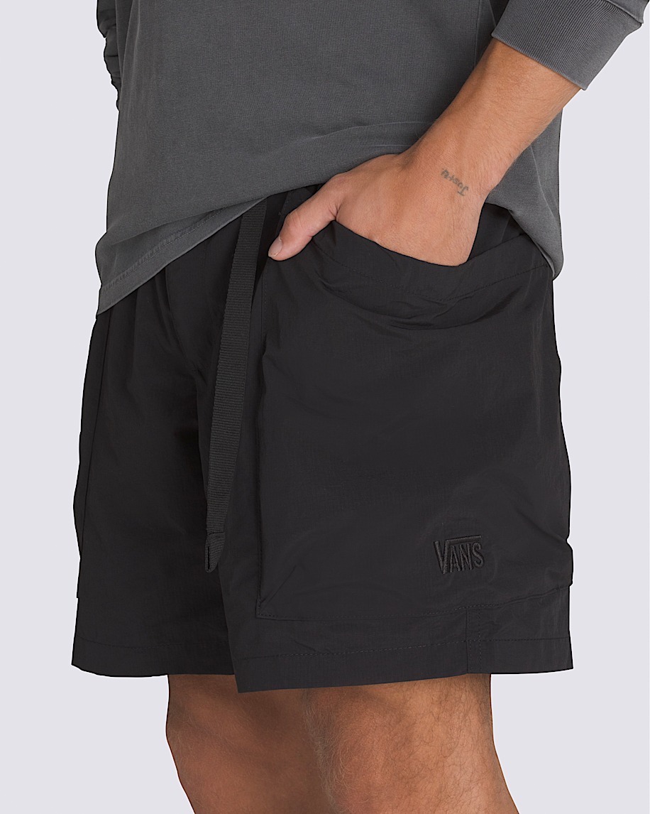 MTE Trek Guide 19'' Shorts in Black | Vans