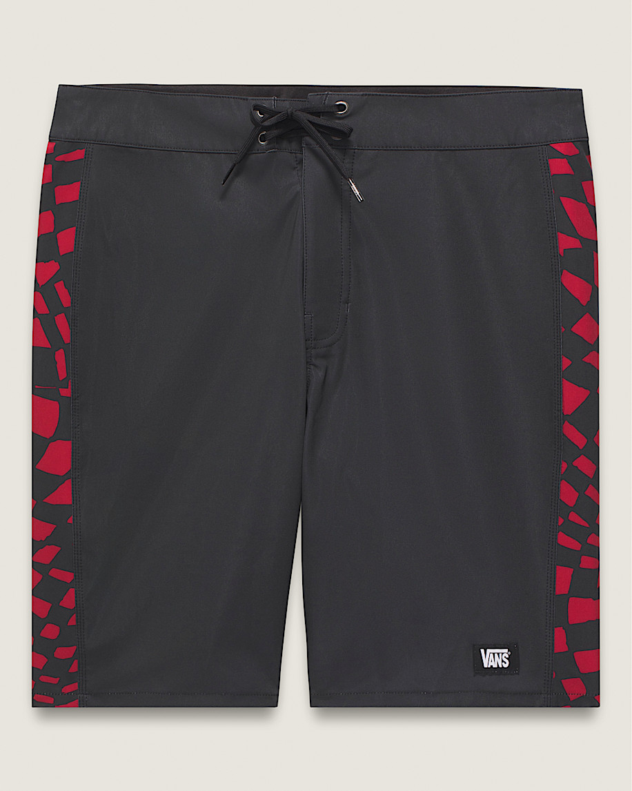 MTE Daily Sideline 19'' Boardshorts in Black / Red | Vans