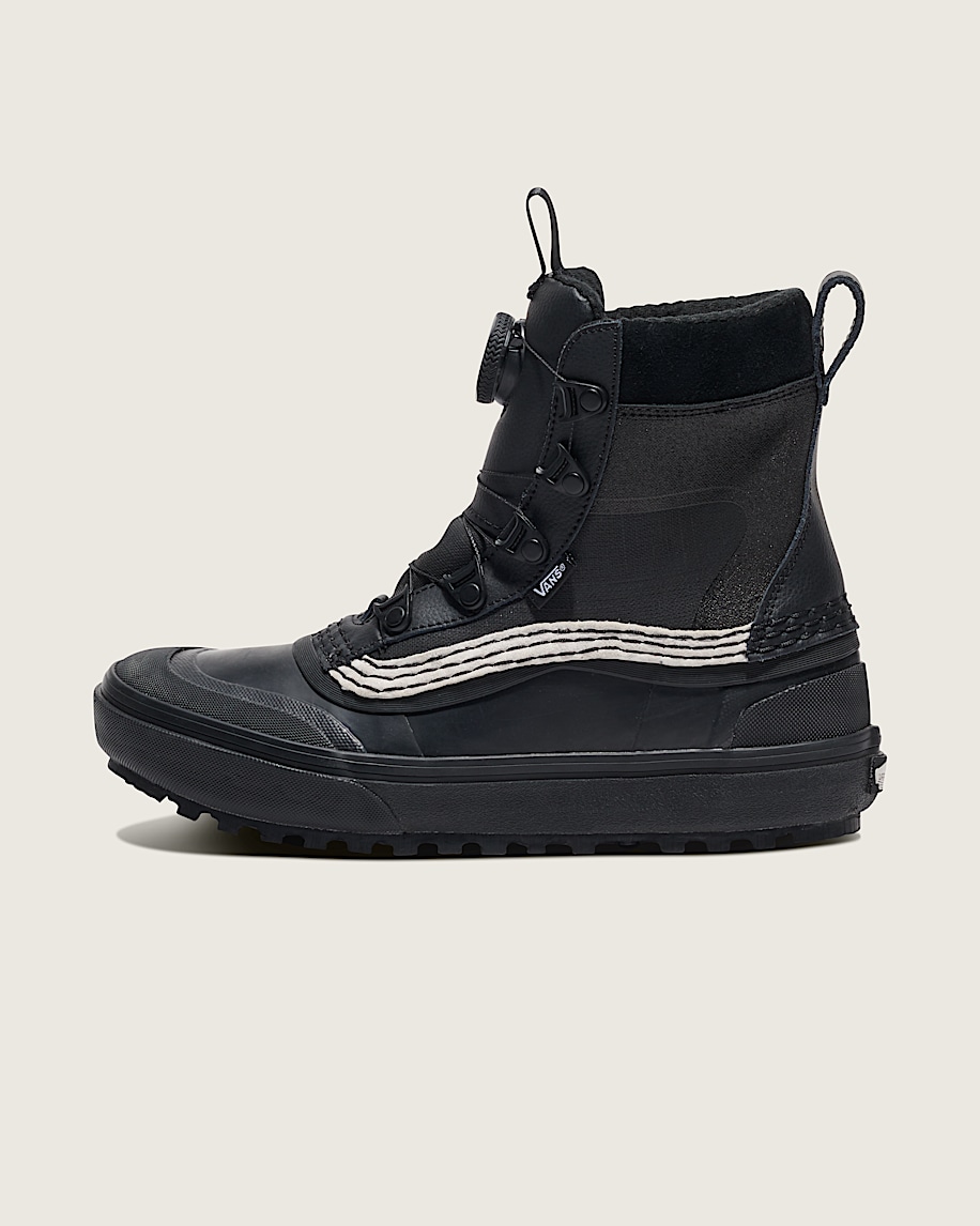 Standard Mid Boa Waterproof Boot in Black | Vans