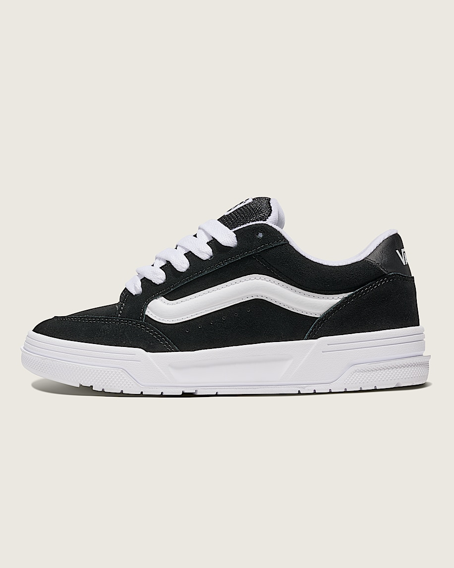 Big Kids Hylane Shoe in Black | Vans