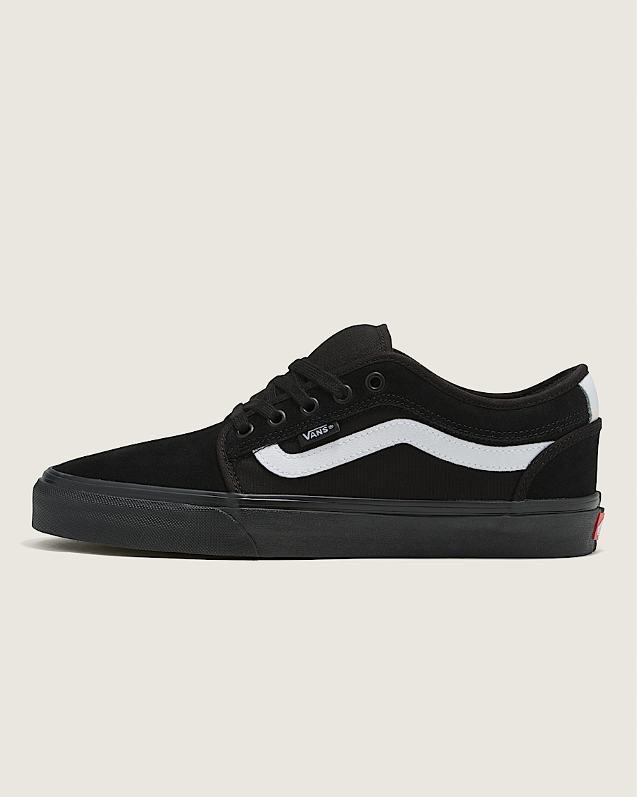 Chukka Low Sidestripe Shoe en Black | Vans CA