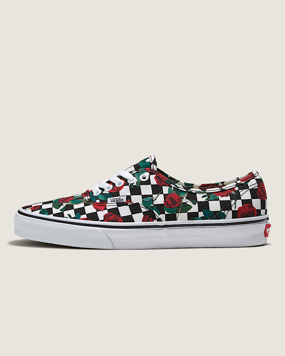 【VANS】Customs Checkerboard Roses Slip-On スニーカー Customs Classic Slip-On Checkerboard Shoe in Customs | Vans