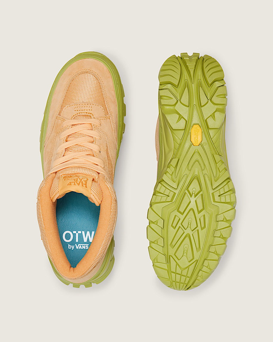 商品画像：OTW by Vans Half Cab Reissue 33 Vibram in Brown | SVD USA 1
