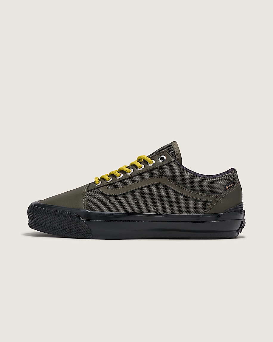 Premium Old Skool Gore-Tex Shoe in Grape Leaf Green | Vans