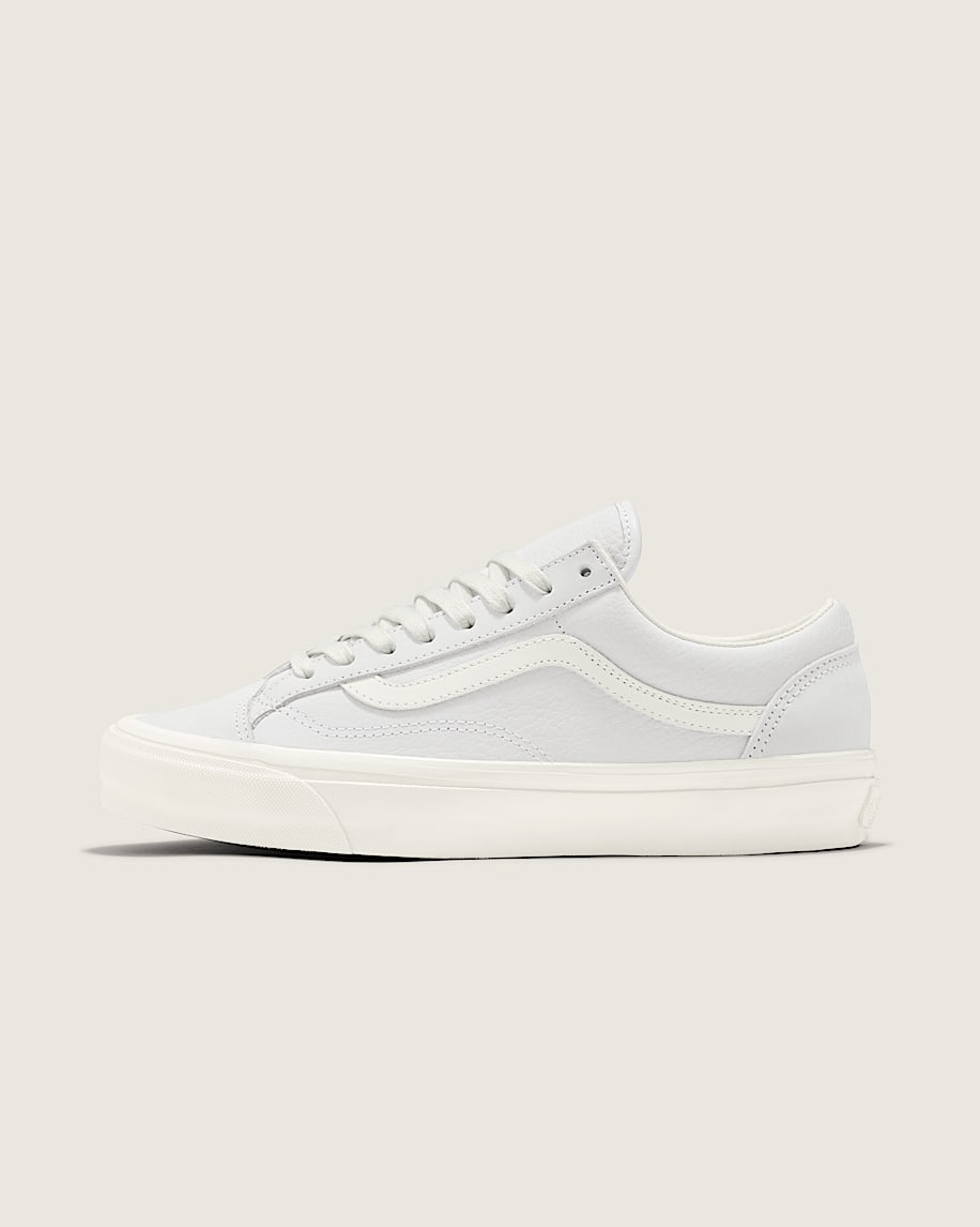 Premium Old Skool Leather Shoe in White | Vans