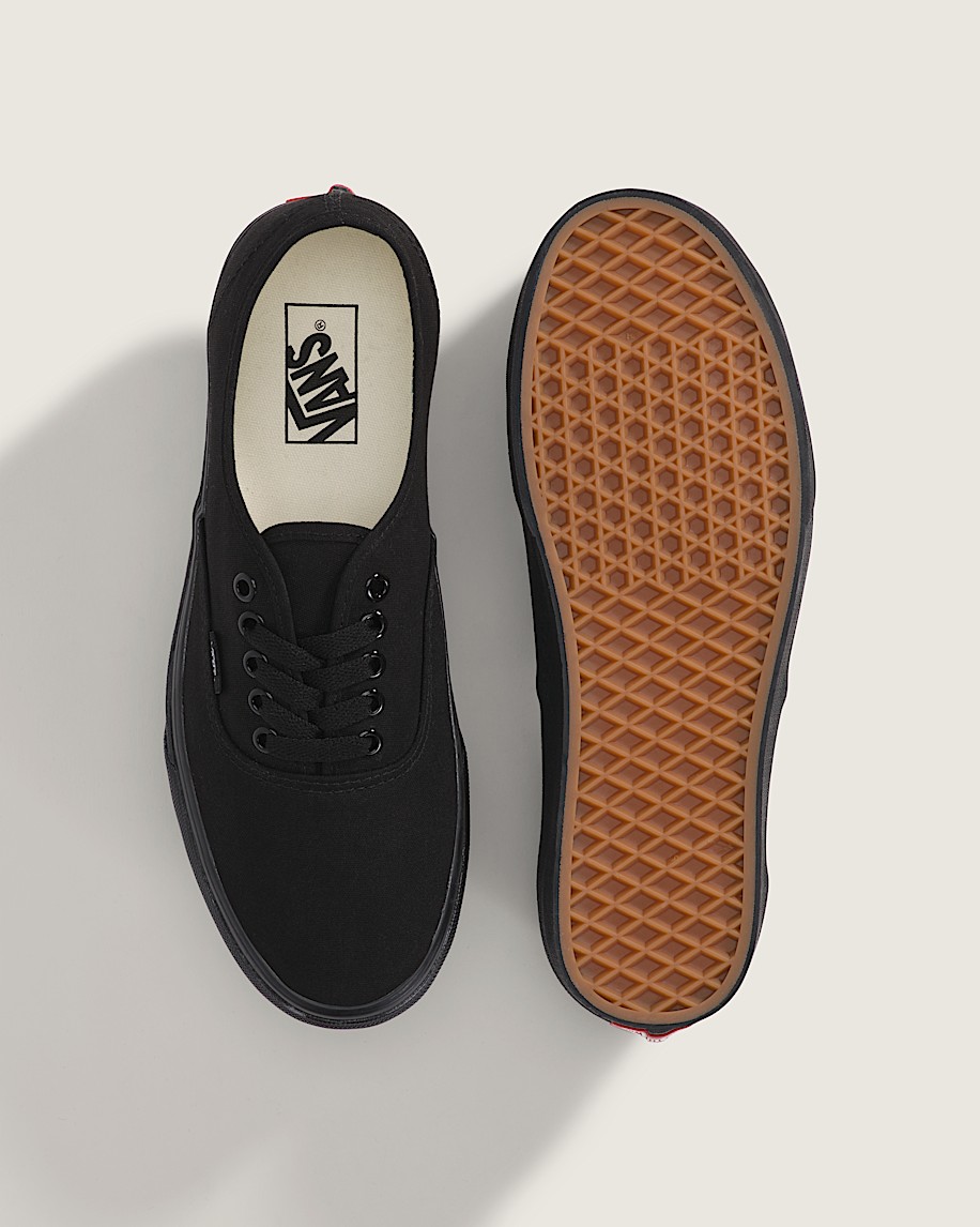 Skate Chukka Low Shoe - 3