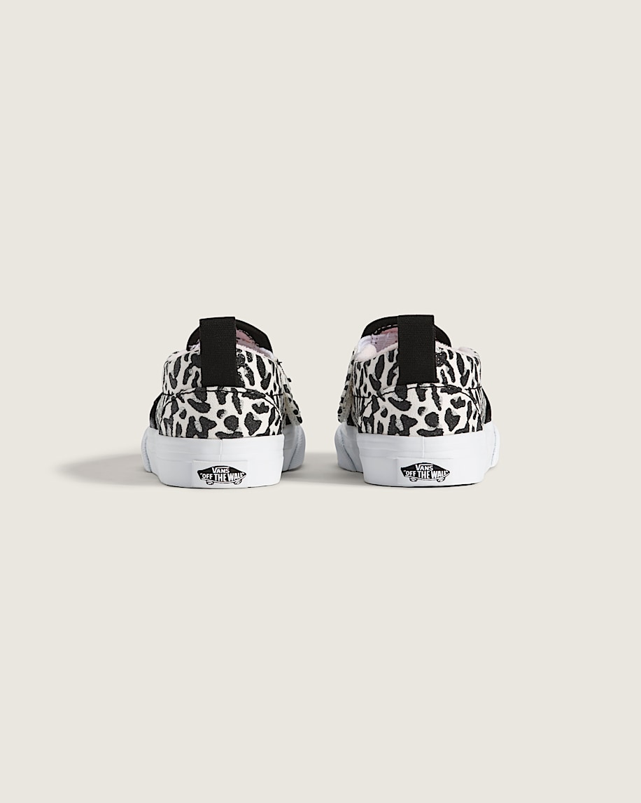 Toddler Classic Slip-On V Shoe - 4
