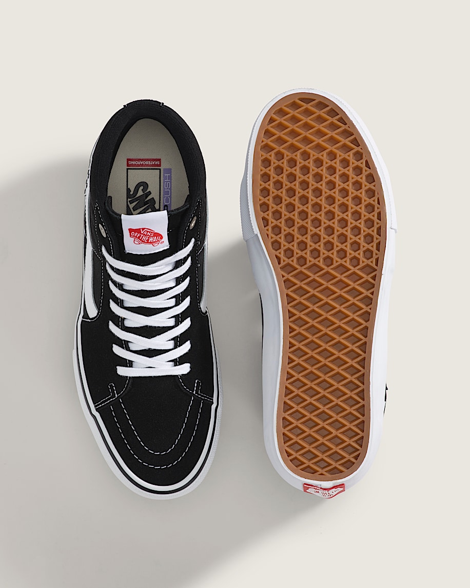 Skate Sk8-Hi Shoe - 3
