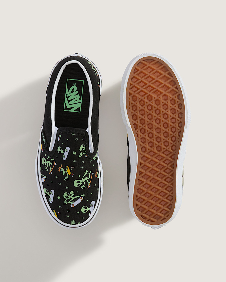 Little Kids Classic Slip-On Shoe - 3