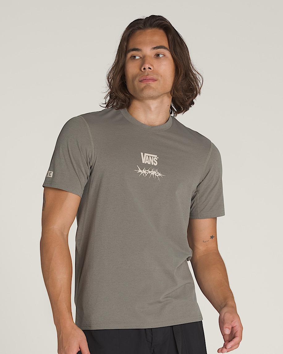 Outline Hybrid T-Shirt - 2