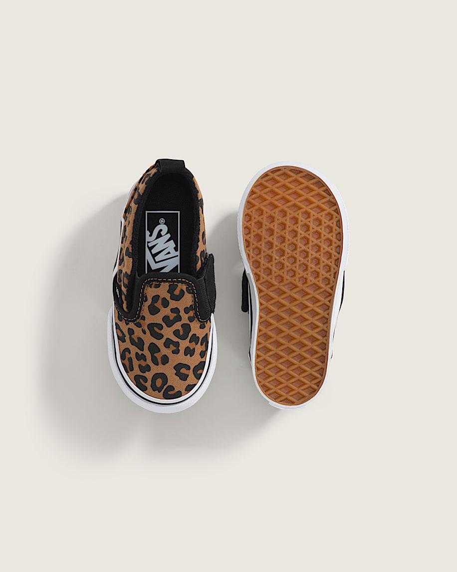 Toddler Classic Slip-On V Shoe - 3