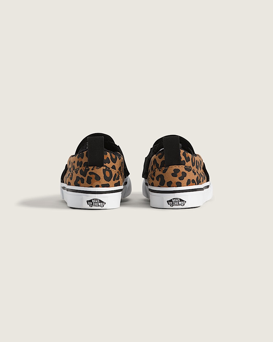 Toddler Classic Slip-On V Shoe - 4