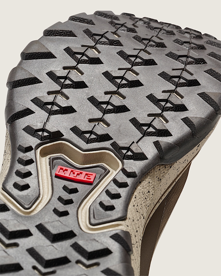 Crosspath Shoe - 5