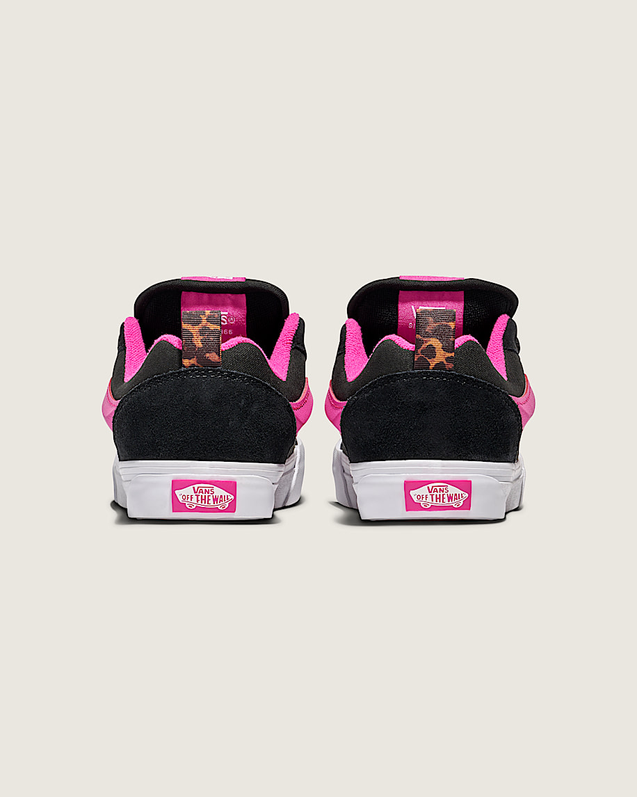 Big Kids Knu Skool Shoe in Black / Pink | Vans