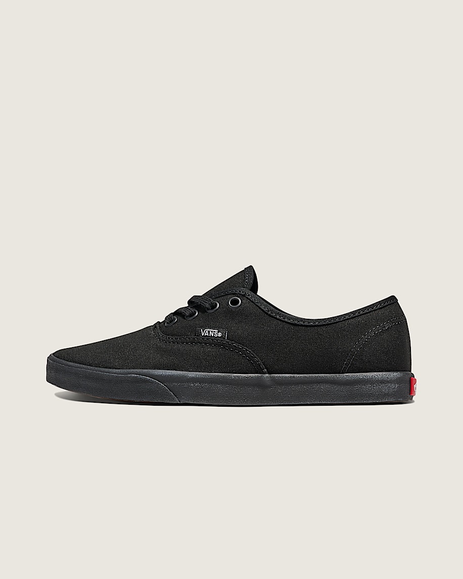 ☆VANS☆ Authentic Lowpro Suede Black White VN000D04BA21 Authentic Lowpro Shoe en Black | Vans CA